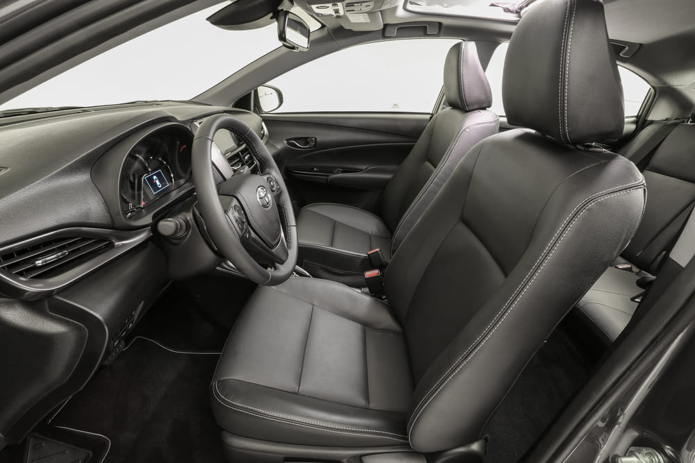 toyota yaris interior