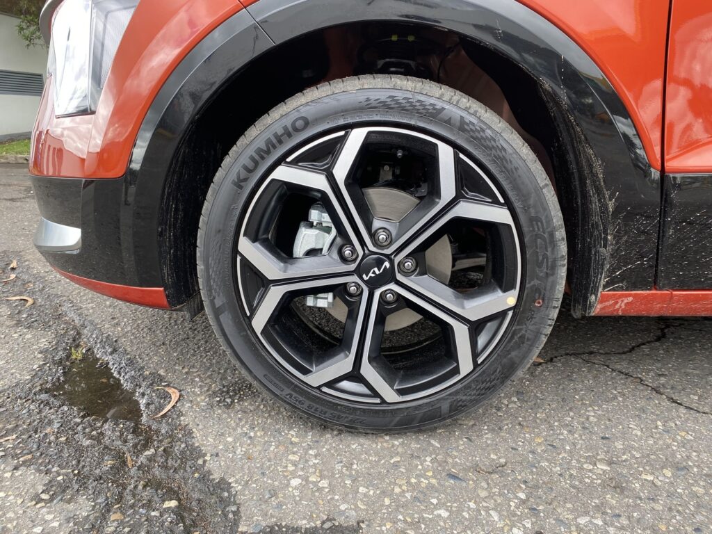 Kia Niro Hybrid llantas